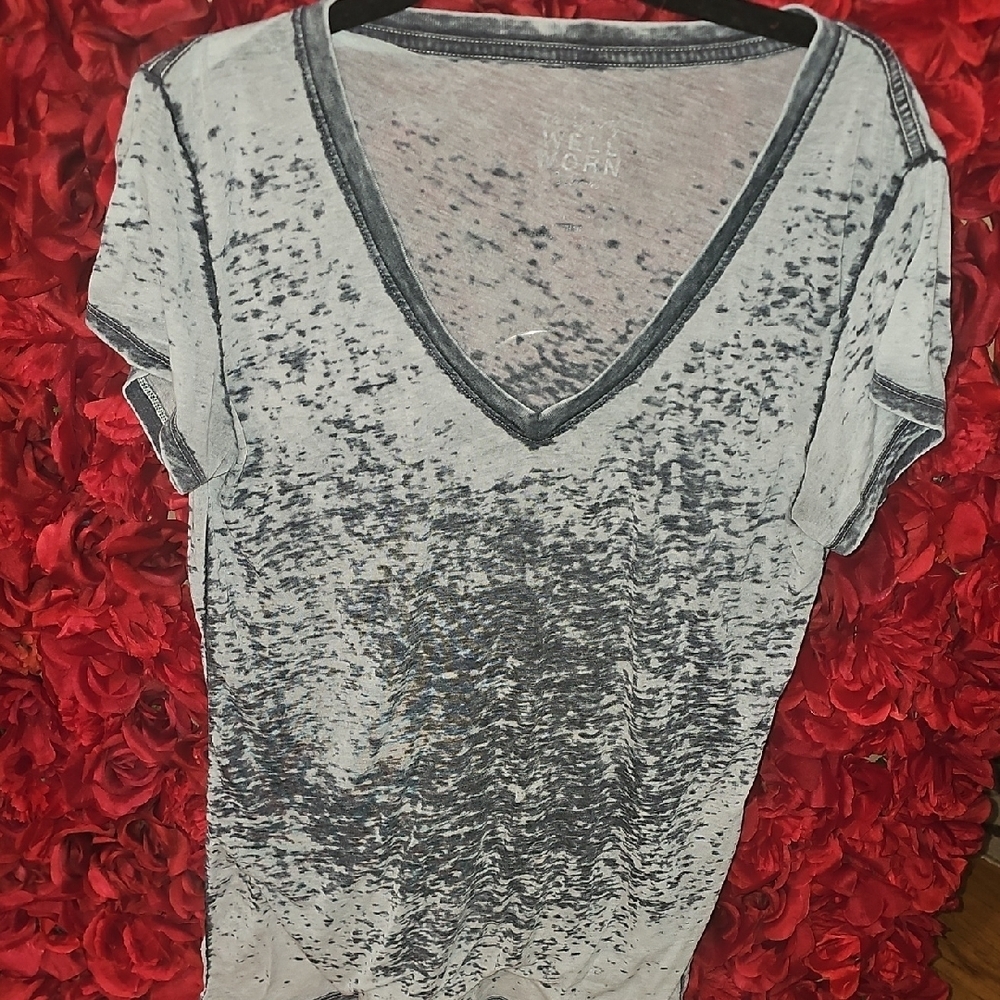 Women's Gray V-Neck Sheer Tshirt Size Large